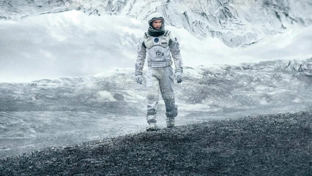 نقد فیلم Interstellar | سفر احساسی در دل فضا و زمان 1 نقد فیلم میان ستاره ای