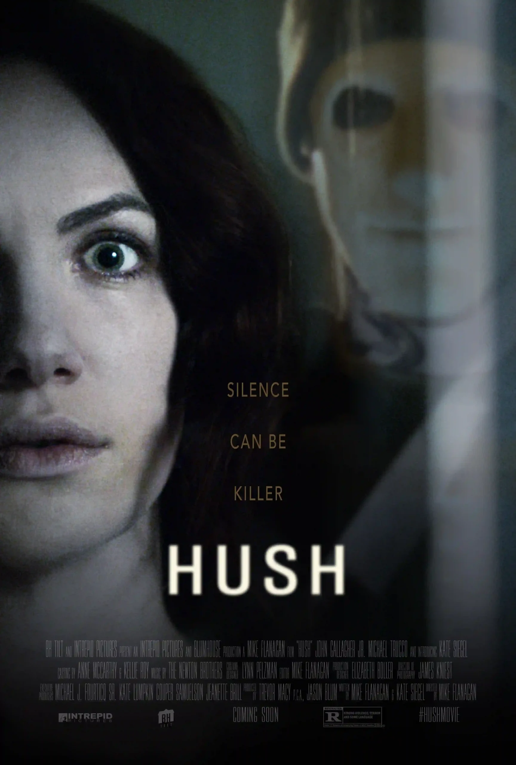۱۰ مورد از بهترین آثار مایک فلنگن؛ شاهکارهای ترس روانشناختی 10 hush compressed compressed scaled